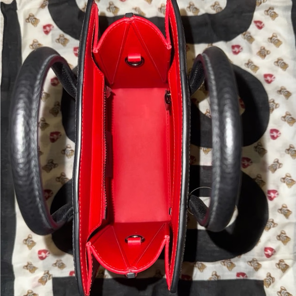 Tory Burch Red And White Patterned Crossbody Bag - image 5